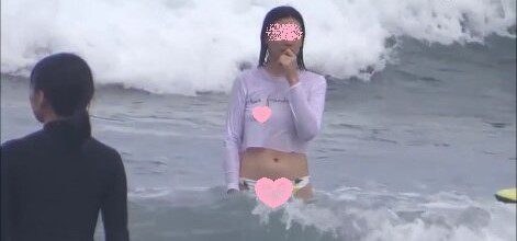 海で透け透け胸チラ風乳首前半