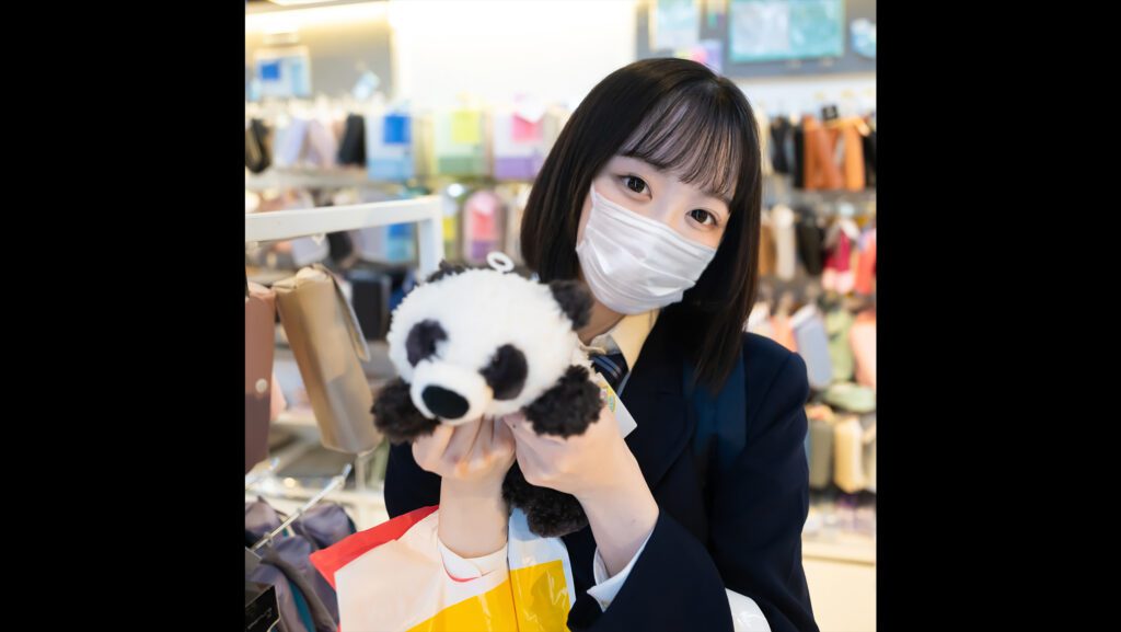 初顔出し撮影!!tikt◯kでアイドルを目指し夢見た美◯女女子◯生・・・思春期の女子生徒に破廉恥行為を繰り返し卑猥な裸体を見せつける未成熟の身体に連続膣内射精!! 10 初顔出し撮影!!tikt◯kでアイドルを目指し夢見た美◯女女子◯生・・・思春期の女子生徒に破廉恥行為を繰り返し卑猥な裸体を見せつける未成熟の身体に連続膣内射精!!