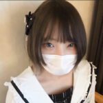 【ハメ撮り・中出し】ニーハイソックスが似合う18歳スレンダー□り美○女に連続中出し