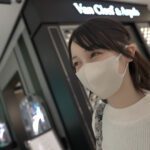 初撮影・顔出し！！キャリアな女性ほど実はMで淫乱だと言うが・・・広告代理店経営を手掛ける清楚上品な女社長を密室に連れ込み2回連続生中出し！！