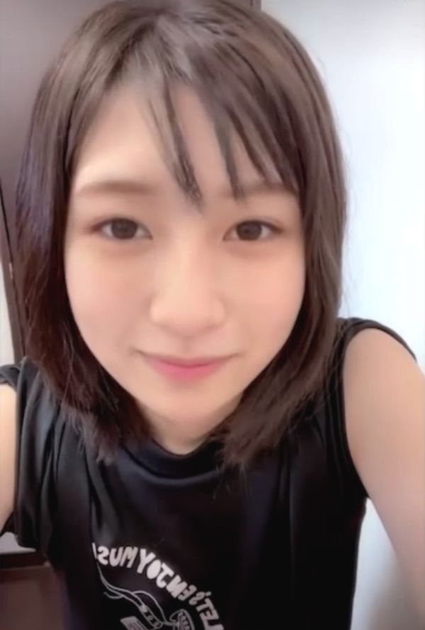 エロイプ ti〇tokerに個人通話で唾液まみれの指舐め＆チクニーさせたったｗ