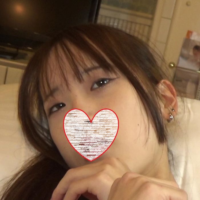 （個人撮影）顔出し　こっそり切った穴あきゴムで中出ししてあげました！おかしくなっちゃうそうです