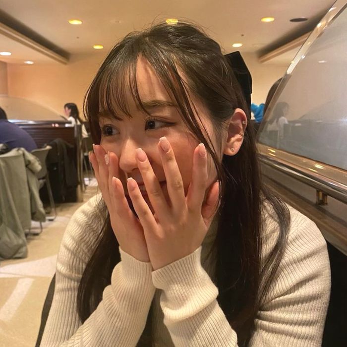 インスタグラマー　まりな　18歳の過去のあやまち