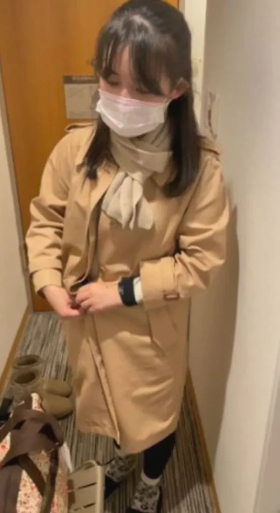 隣に住んでる幼馴染とハメ撮りエッチ