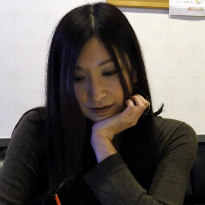 【 復刻版 】嫁に行く彼女 ９　あなたは美女にここまで出来ますか？！？！