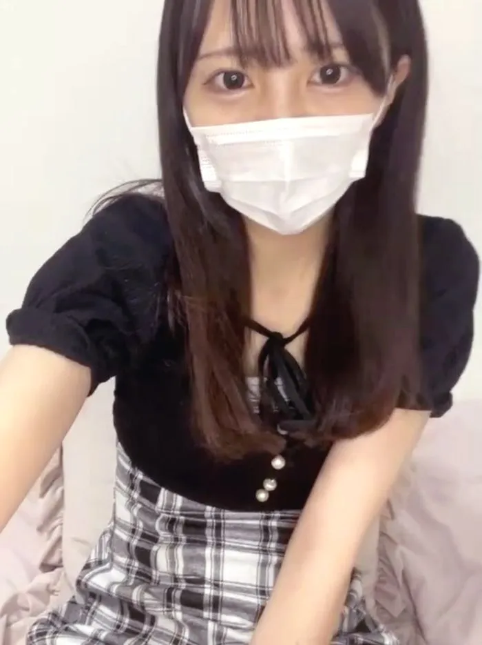 〈期間限定〉清楚なキレカワ女子のライブチャット
