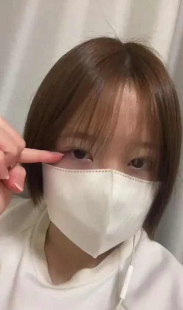 素人激かわボーイッシュJDのオナニー