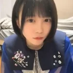 ステージ衣装をまとったアイドルがビデオ通話オナ