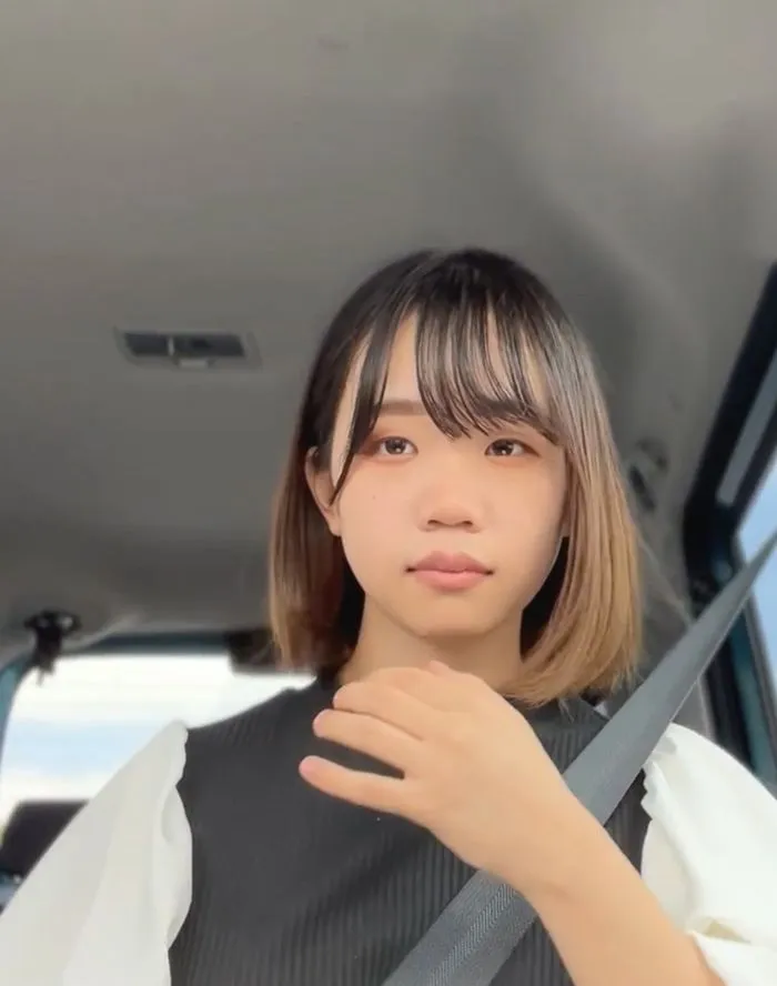 大学生り〇。全てがリアル。普通の大学生が本気で快楽に溺れていくありのままをドキュメント撮影。Part3露出、旅行編