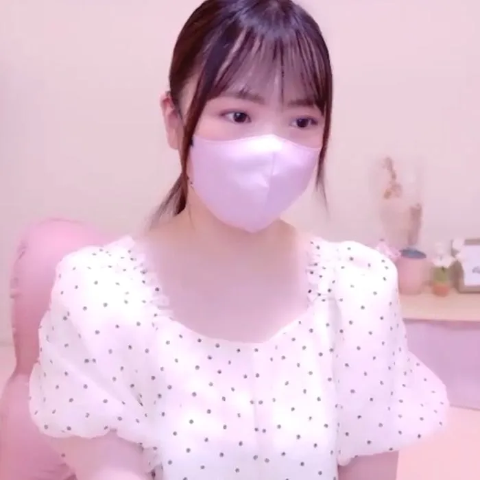 〈短期〉めっちゃ清楚なのに潮吹いちゃう子(カメラ水没!!)※無 1 〈短期〉めっちゃ清楚なのに潮吹いちゃう子(カメラ水没!!)※無