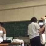 未公開校内教室の着替え2