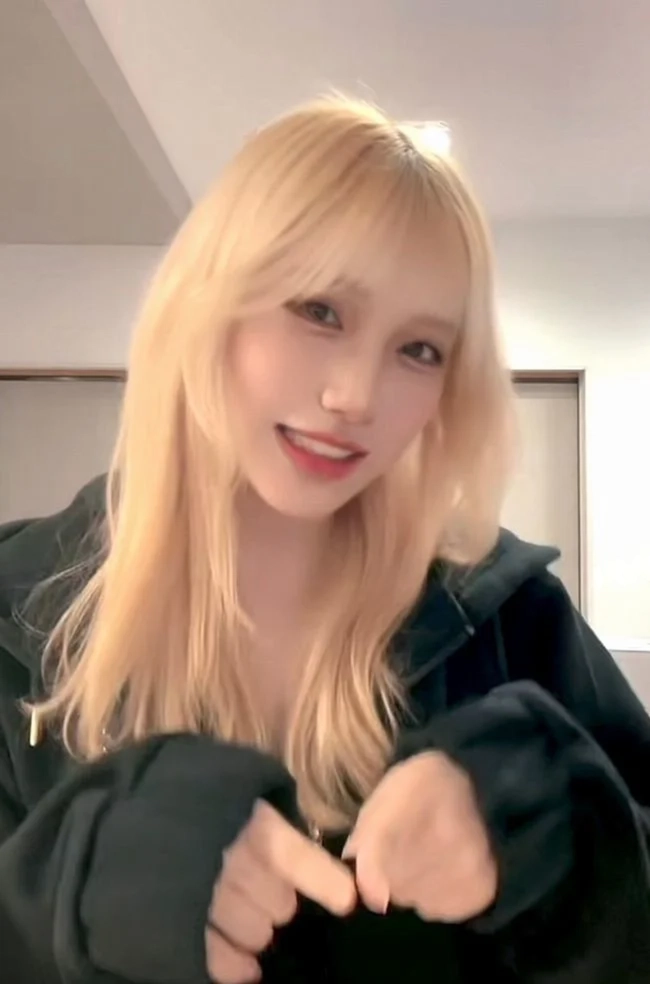 ムチムチギャルの自撮りオナ