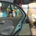 水着ギャル車で着替え