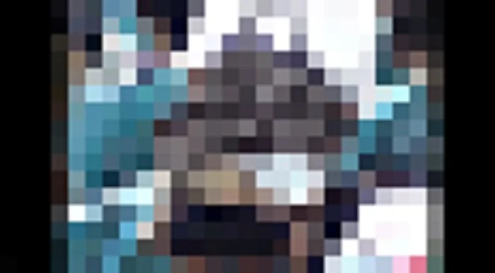 水泳大会は人が多すぎるので観客席で着替えます　S