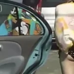 海辺のギャル着替え、水着ズ-ム