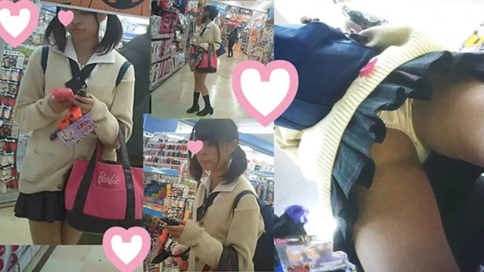 神×100可愛いツインテール制服K！！！がっつりパンチラ