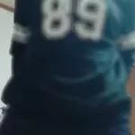 みんなの前で着替え「はずかし～」