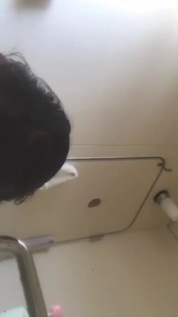 山中ゆみ　ごねんせい シャワー２