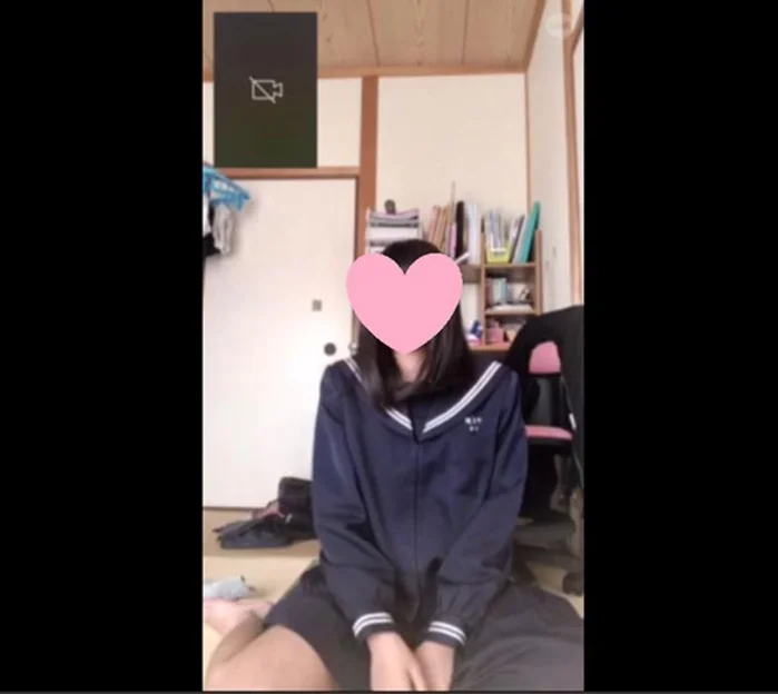 田舎の制服娘とえっちなビデオ通話しちゃいました！