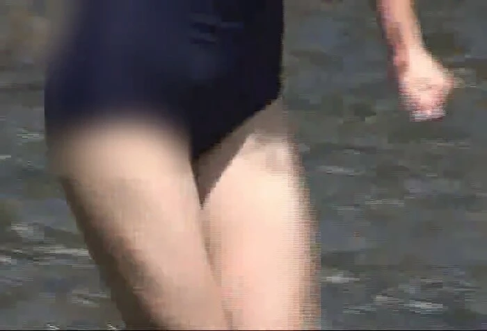 集団【S】川辺のスクミ少女