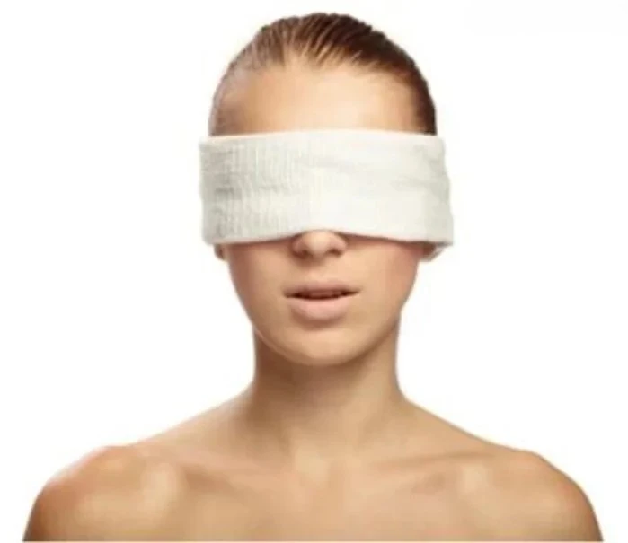 【流出】可愛いJDのお風呂で排尿オナニー