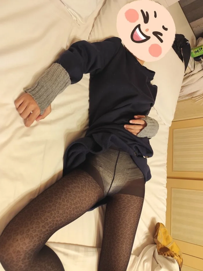 十八歳、静かに咲く優等生　初めてのパパ活で・・・　レアもの　個人撮影　無修正