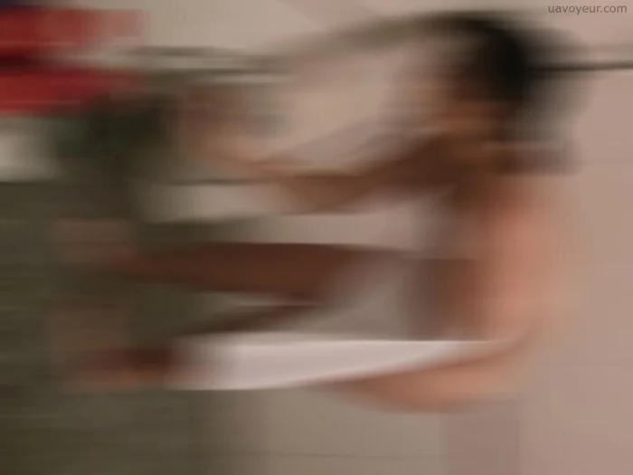 【無】日焼け跡が眩しいチッパイ少女