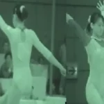 スケスケ機械体操女子